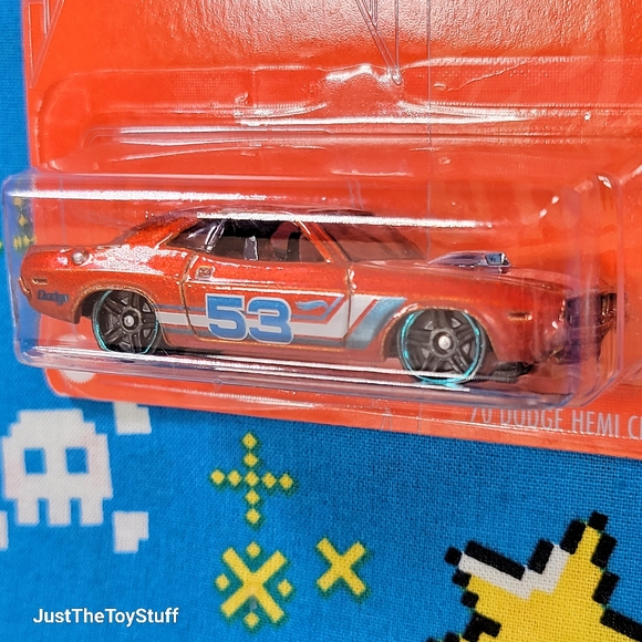 Hot Wheels Orange & Blue Series 1/6 70 Dodge Hemi Challenger GRR35 1:64 NOC - Picture 4 of 5